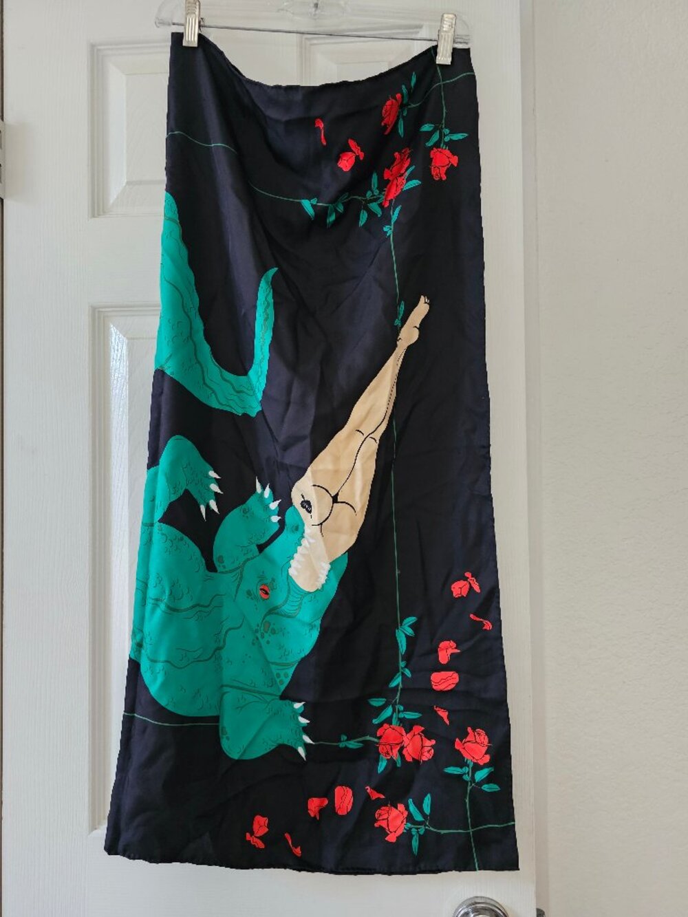 Verameat Large Silk Scarf